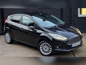 Used Ford Fiesta 2015 for sale - 76430896: Photo