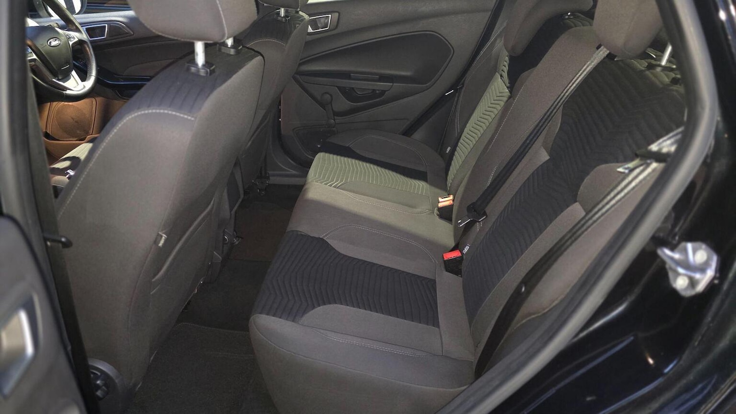 Used Ford Fiesta 2015 for sale - 76430896: Photo 21