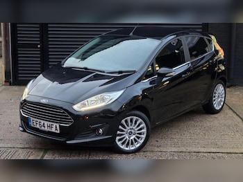 Used Ford Fiesta 2015 for sale - 76430896: Photo