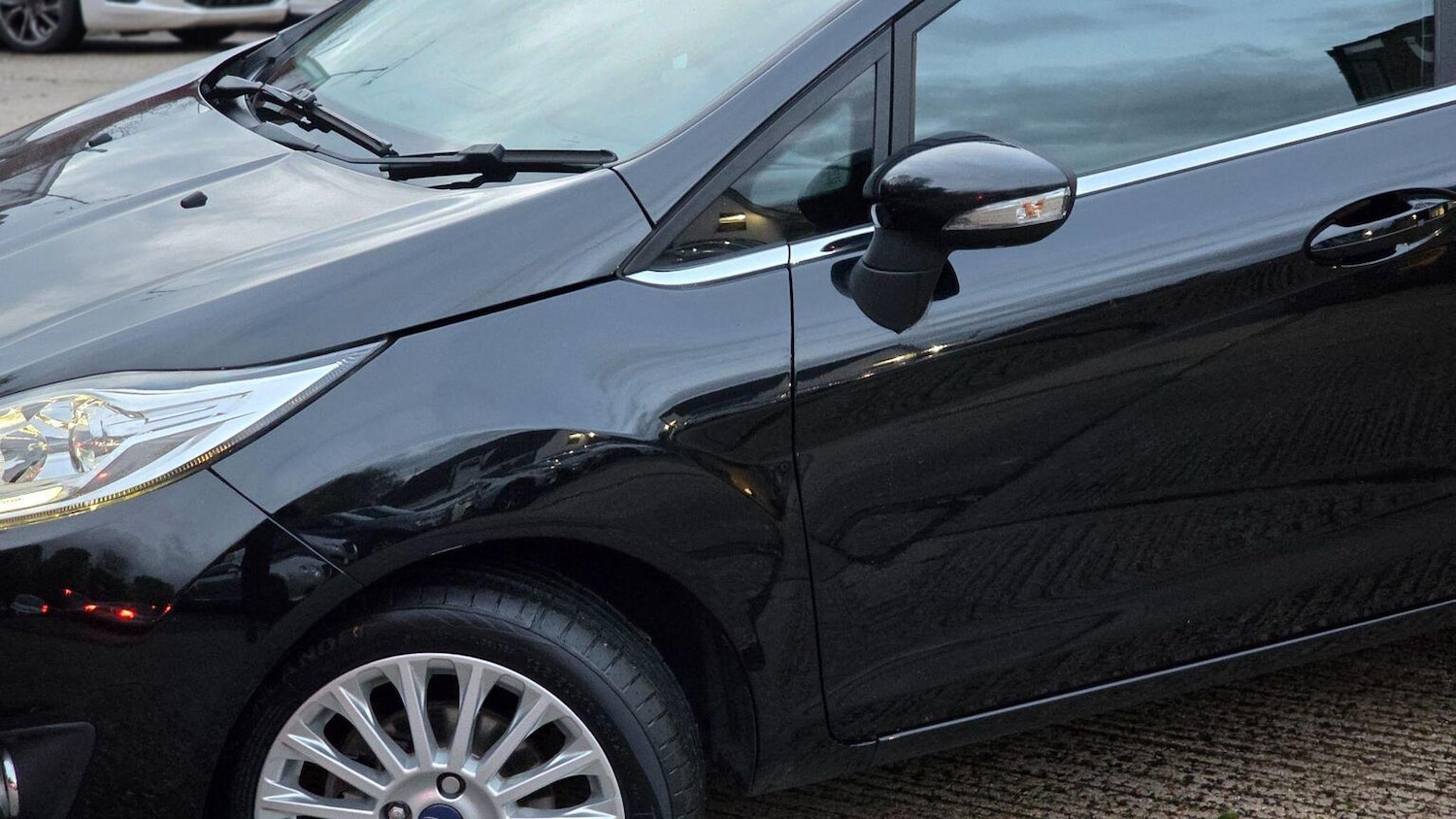 Used Ford Fiesta 2015 for sale - 76430896: Photo 36