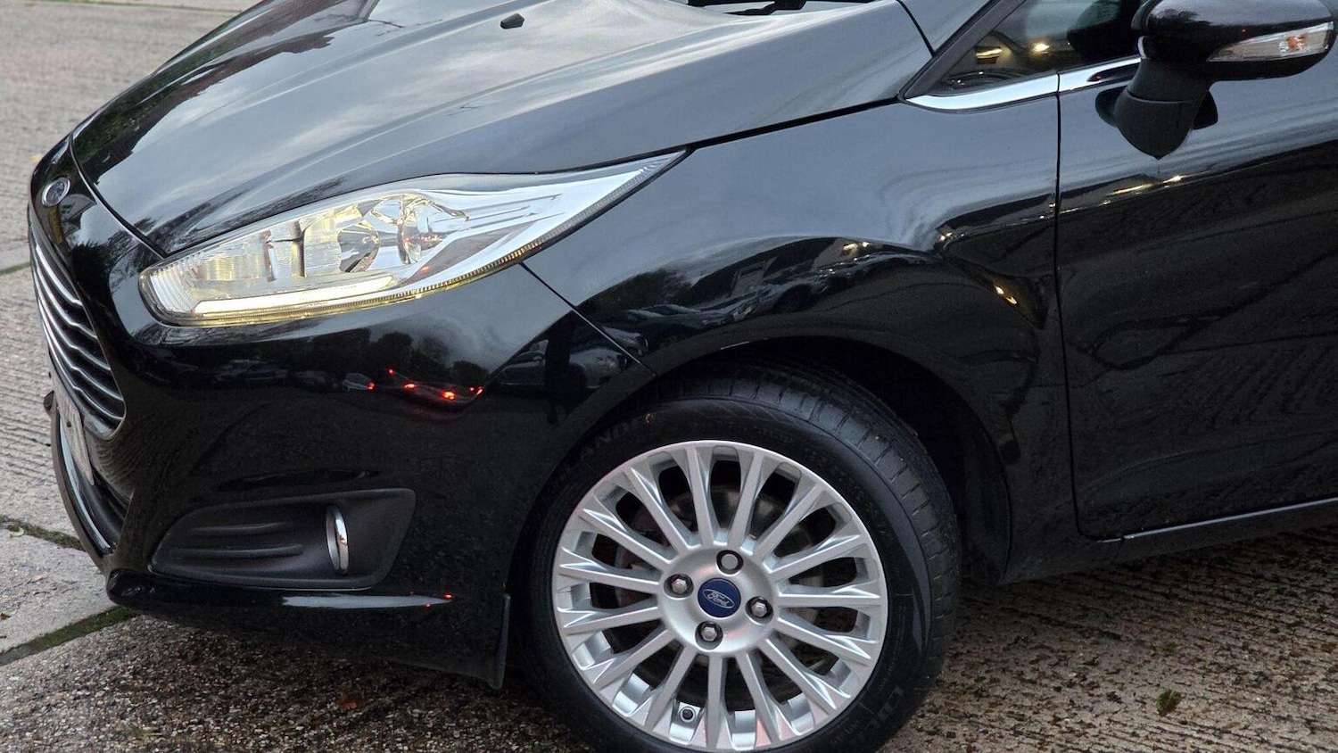 Used Ford Fiesta 2015 for sale - 76430896: Photo 37