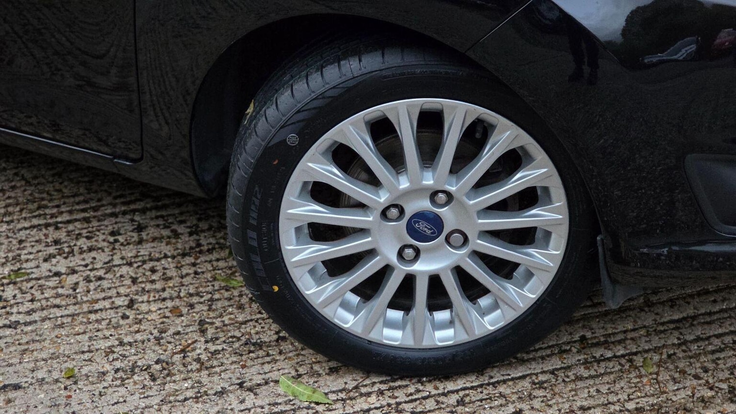 Used Ford Fiesta 2015 for sale - 76430896: Photo 46