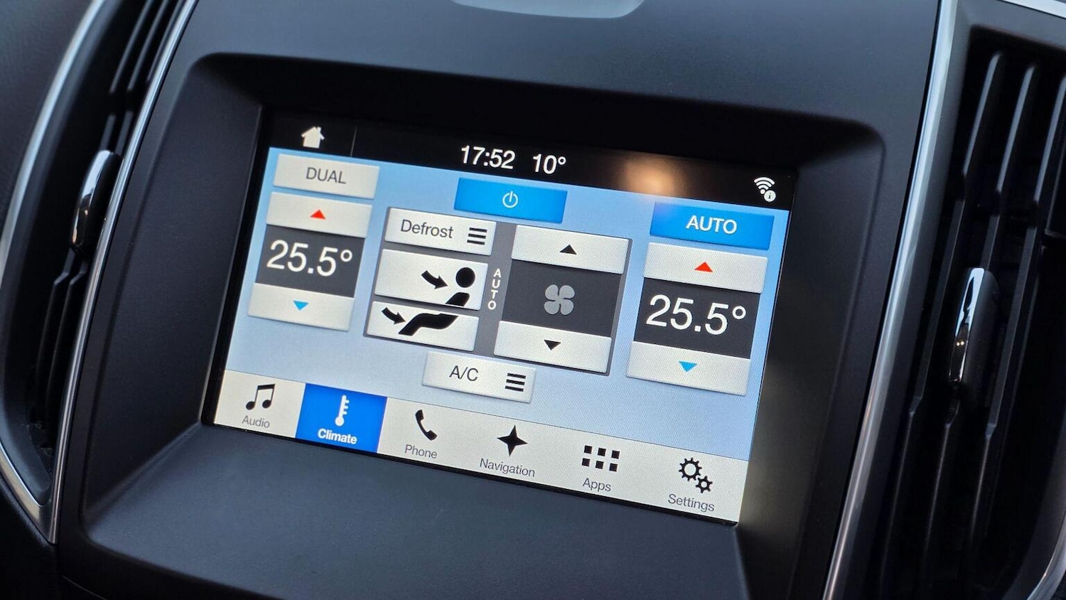 Used Ford S-Max 2017 for sale - 78062207: Photo 25