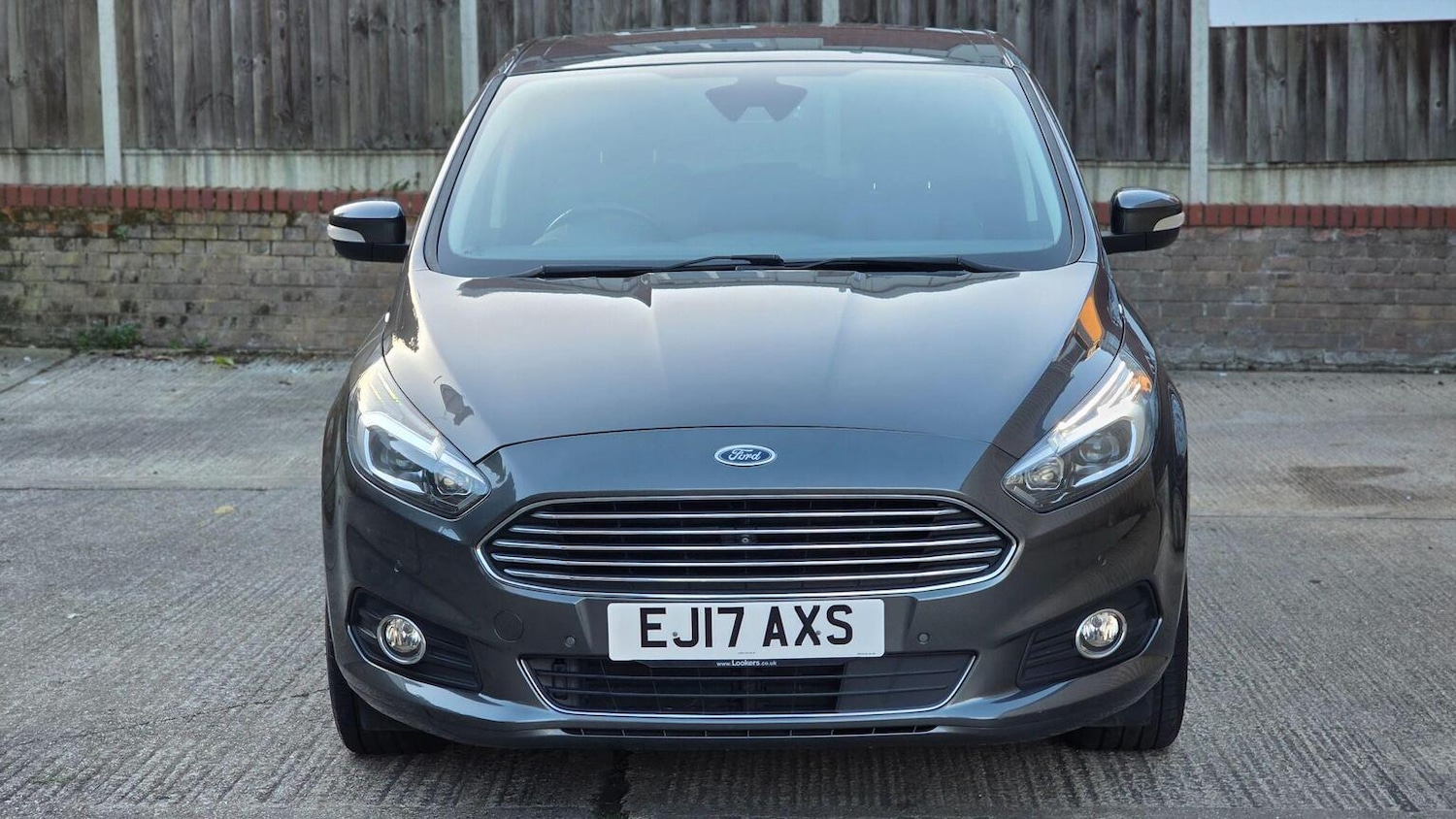 Used Ford S-Max 2017 for sale - 78062207: Photo 3