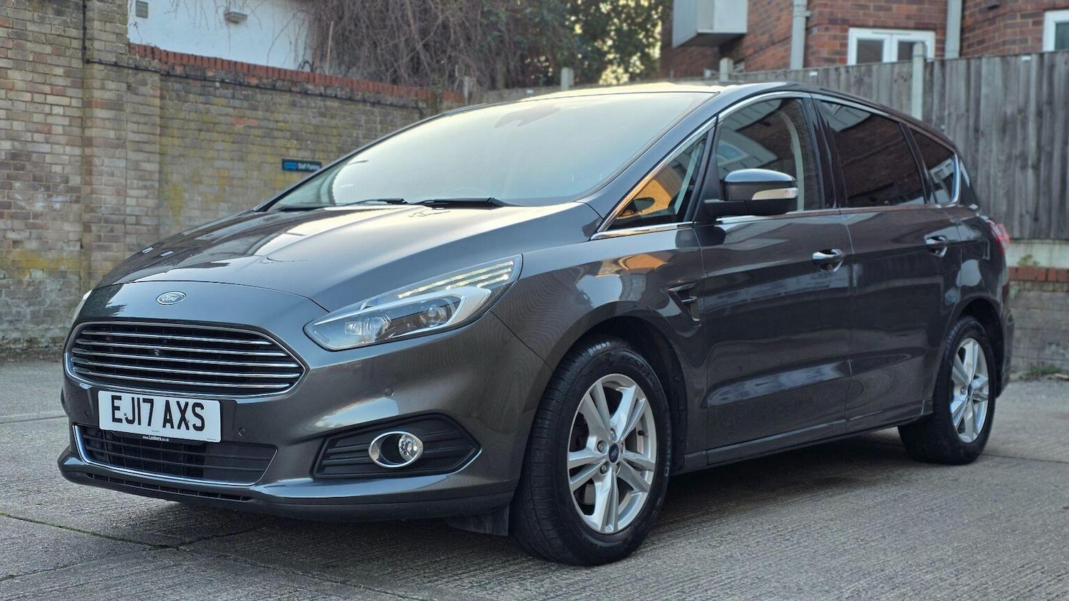 Used Ford S-Max 2017 for sale - 78062207: Photo 9