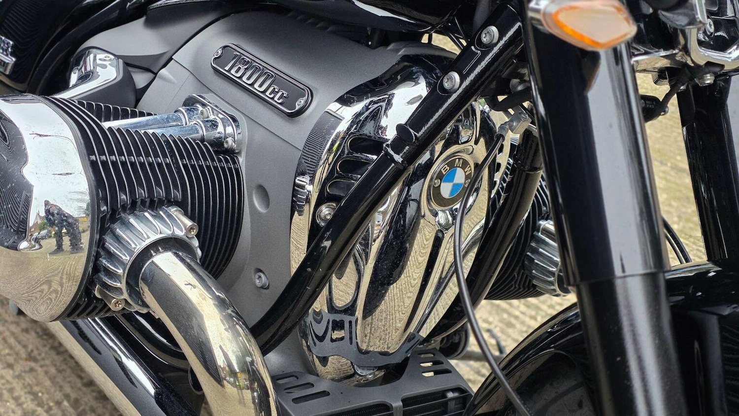 BMW R18