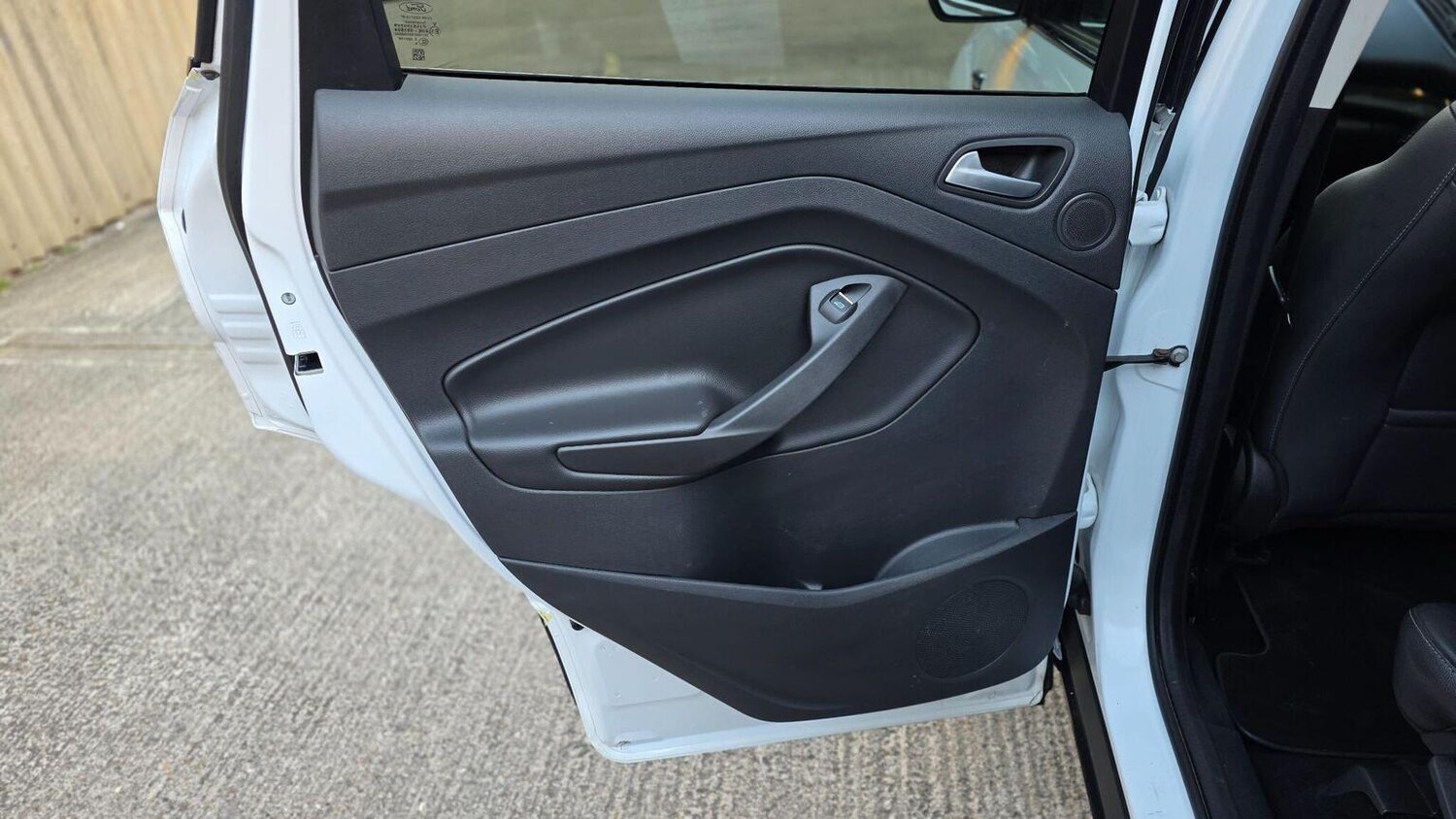 Used Ford Kuga 2017 for sale - 78139404: Photo 43