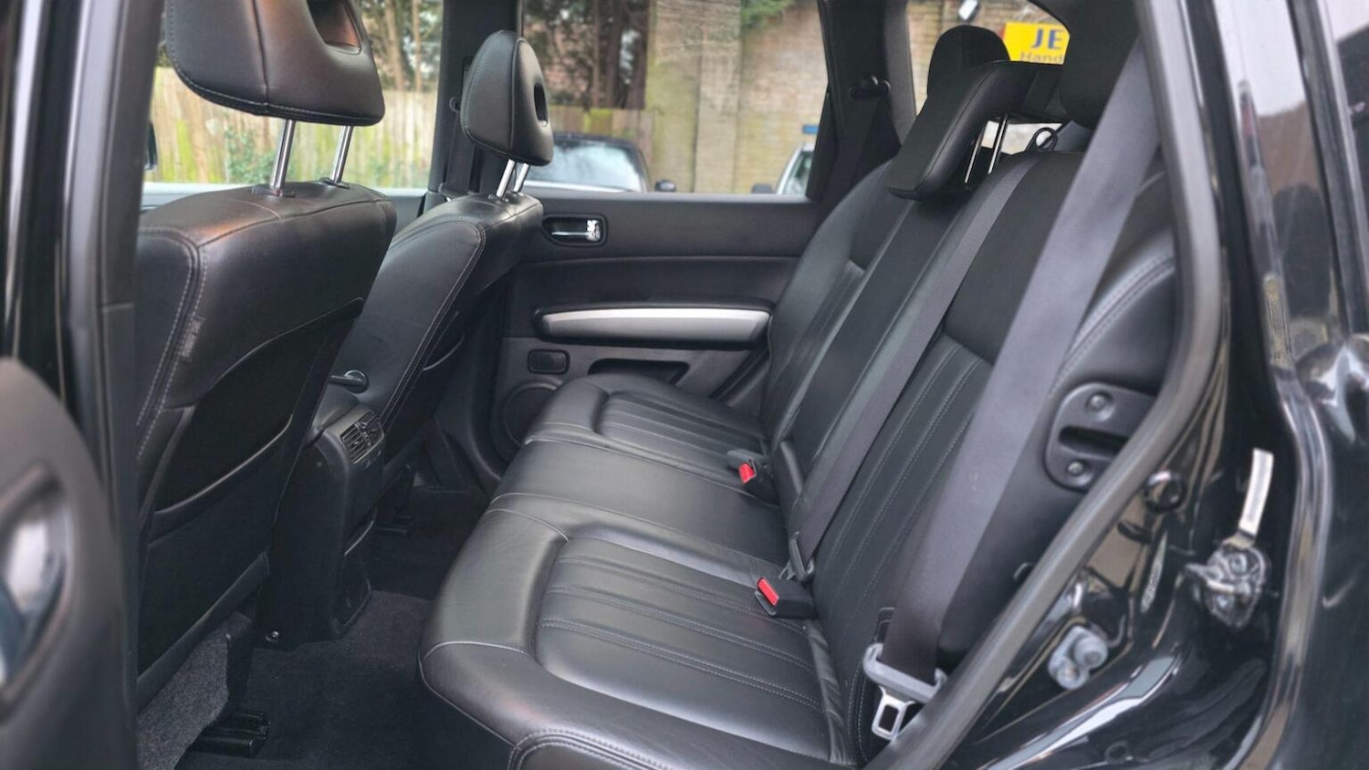 Used Nissan X-Trail 2011 for sale - 77635329: Photo 39