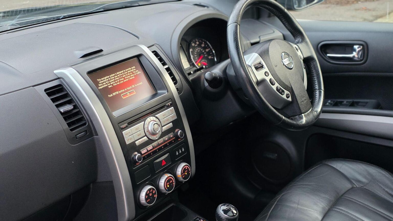 Used Nissan X-Trail 2011 for sale - 77635329: Photo 41