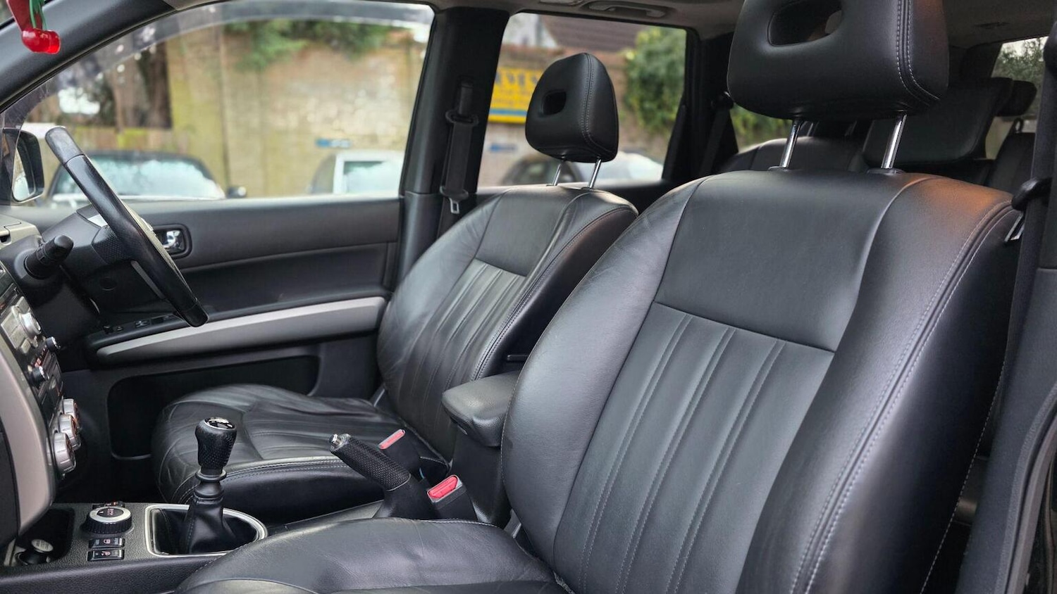 Used Nissan X-Trail 2011 for sale - 77635329: Photo 44