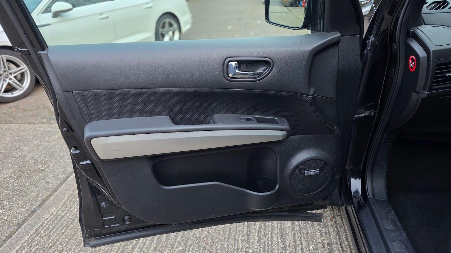 Used Nissan X-Trail 2011 for sale - 77635329: Photo 45