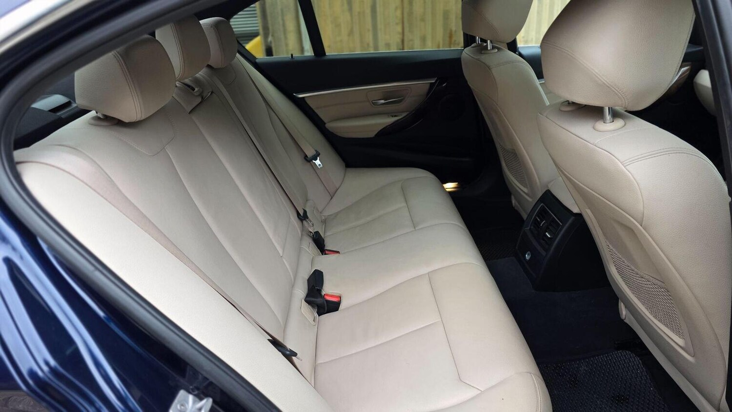 Used BMW 3 Series 2017 for sale - 78139405: Photo 32