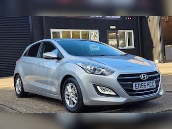 Used Hyundai i30 2016 for sale - 76461562: Photo
