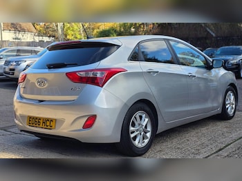 Used Hyundai i30 2016 for sale - 76461562: Photo