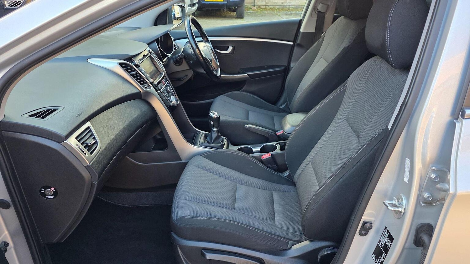 Used Hyundai i30 2016 for sale - 76461562: Photo 9