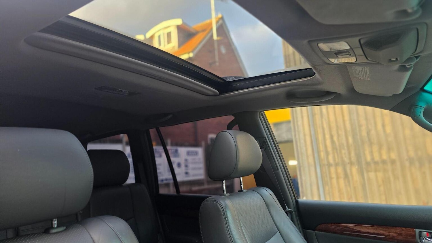 Used Toyota Land Cruiser 2006 for sale - 76793904: Photo 13