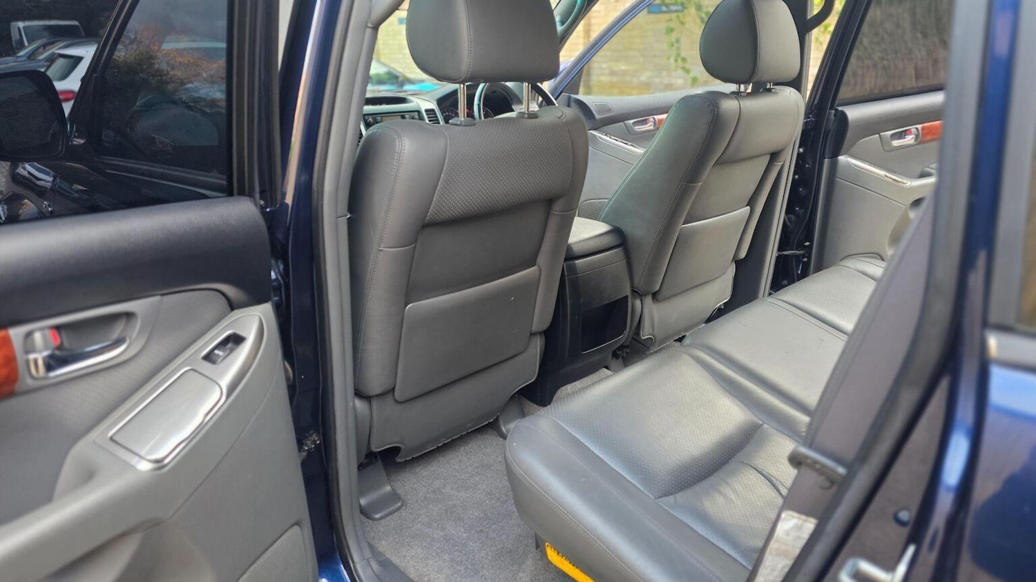 Used Toyota Land Cruiser 2006 for sale - 76793904: Photo 28