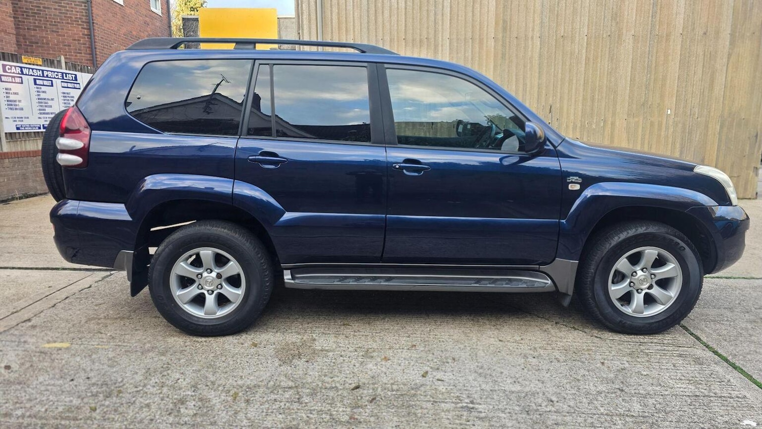 Used Toyota Land Cruiser 2006 for sale - 76793904: Photo 8