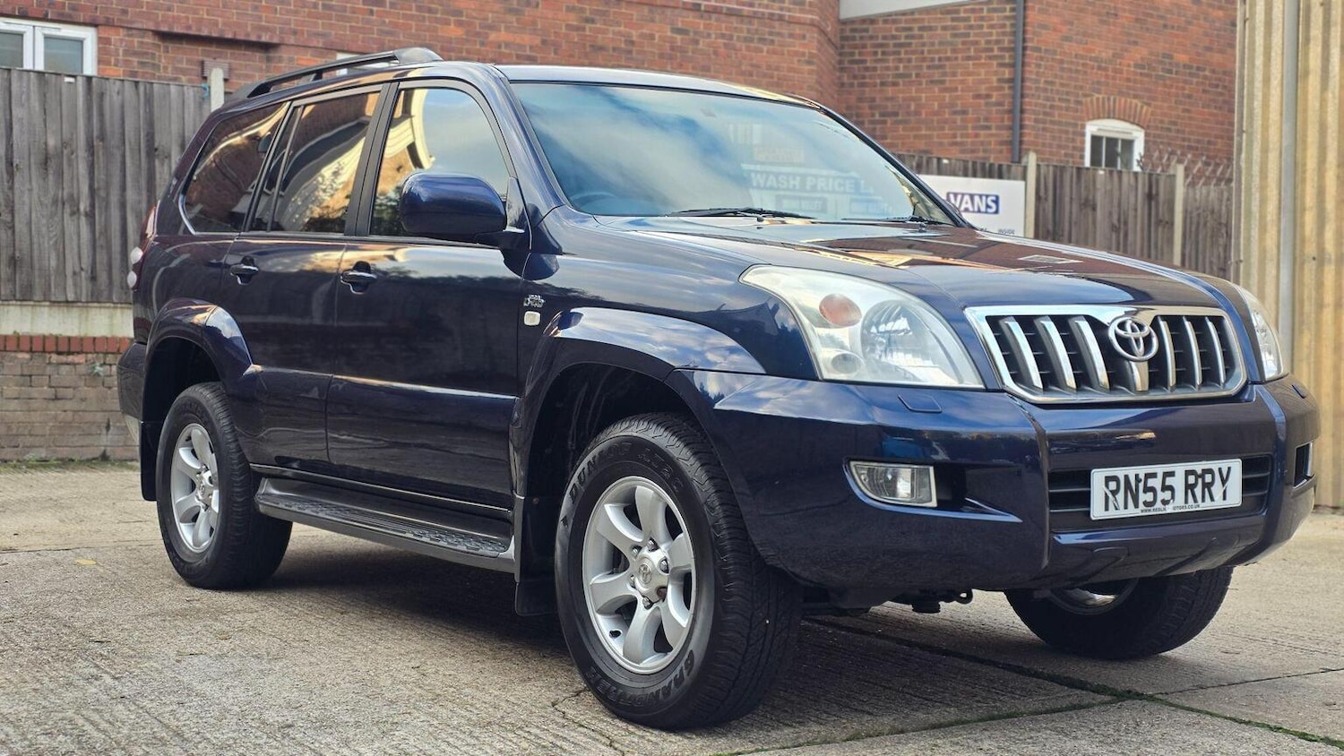 Used Toyota Land Cruiser 2006 for sale - 76793904: Photo 9