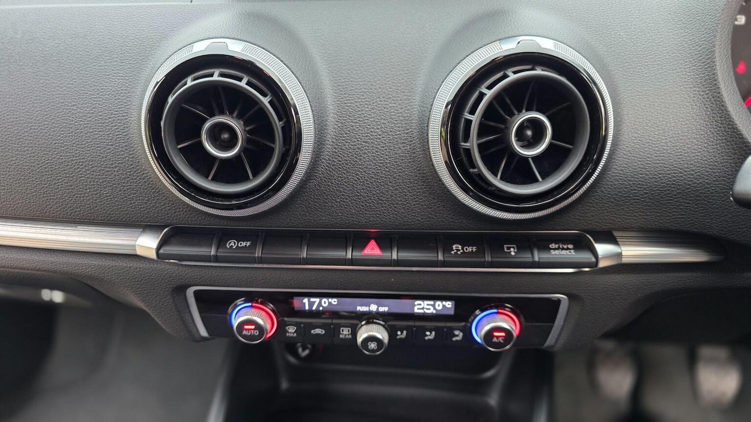 Used Audi A3 2014 for sale - 78064178: Photo 43