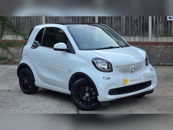 Used smart fortwo 2017 for sale - 79417400: Photo