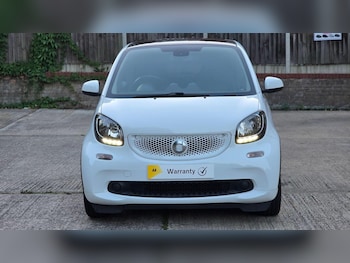 Used smart fortwo 2017 for sale - 79417400: Photo