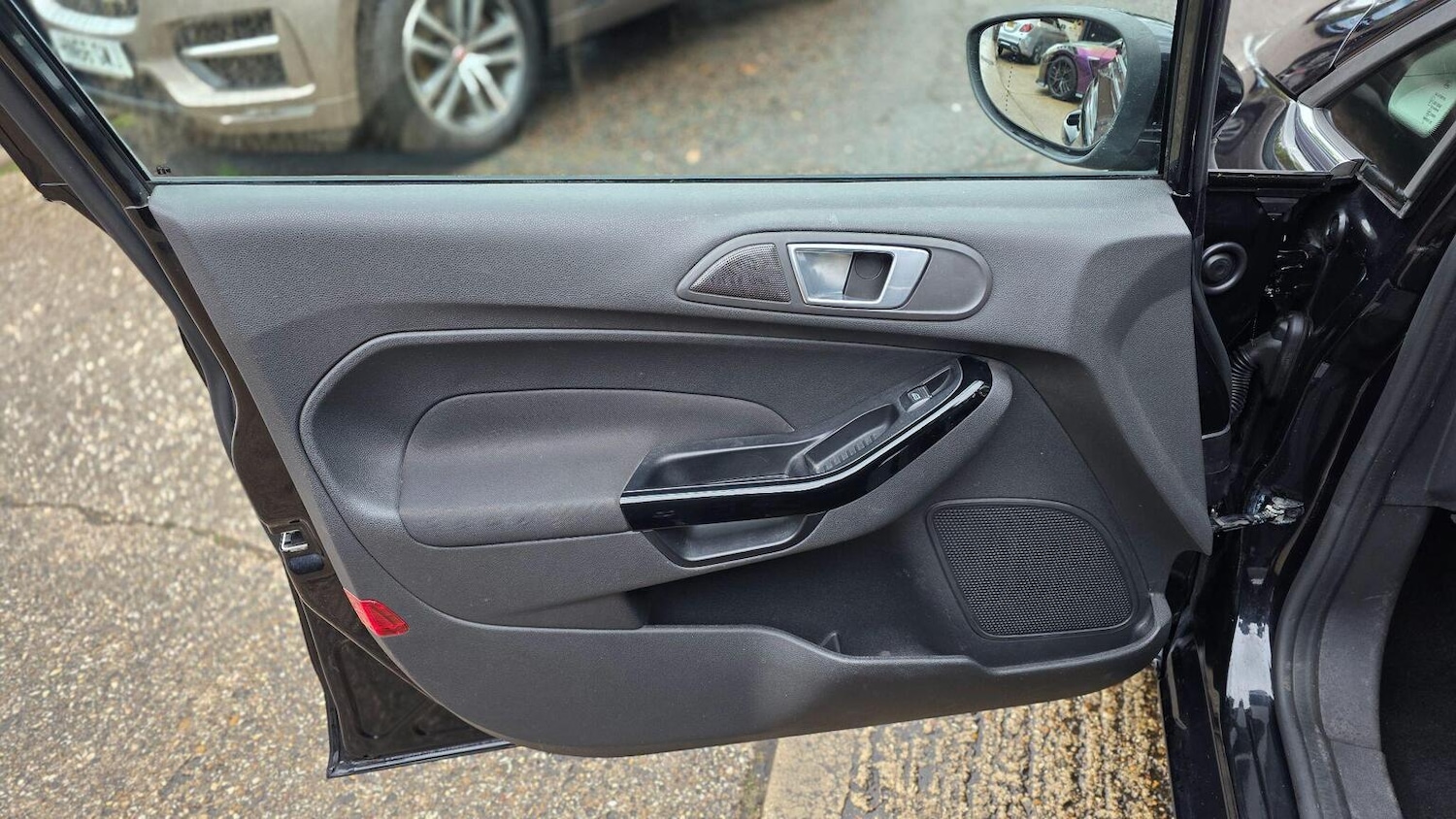 Used Ford Fiesta 2013 for sale - 77179752: Photo 25