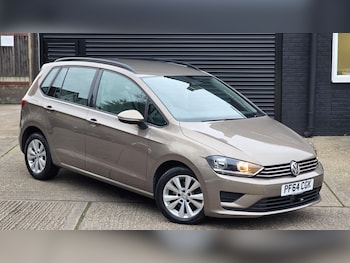 Used Volkswagen Golf SV 2014 for sale - 78064179: Photo