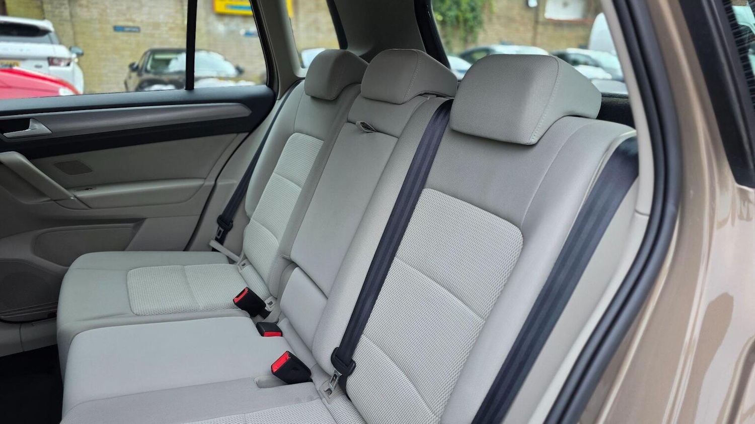 Used Volkswagen Golf SV 2014 for sale - 78064179: Photo 42