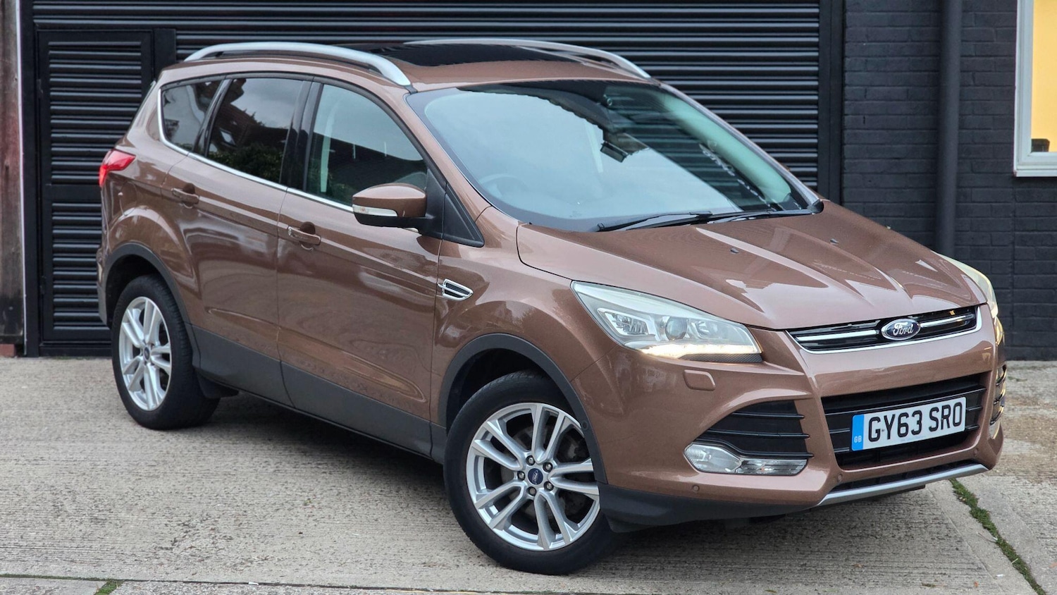 Used Ford Kuga 2014 for sale - 76363041: Photo 1