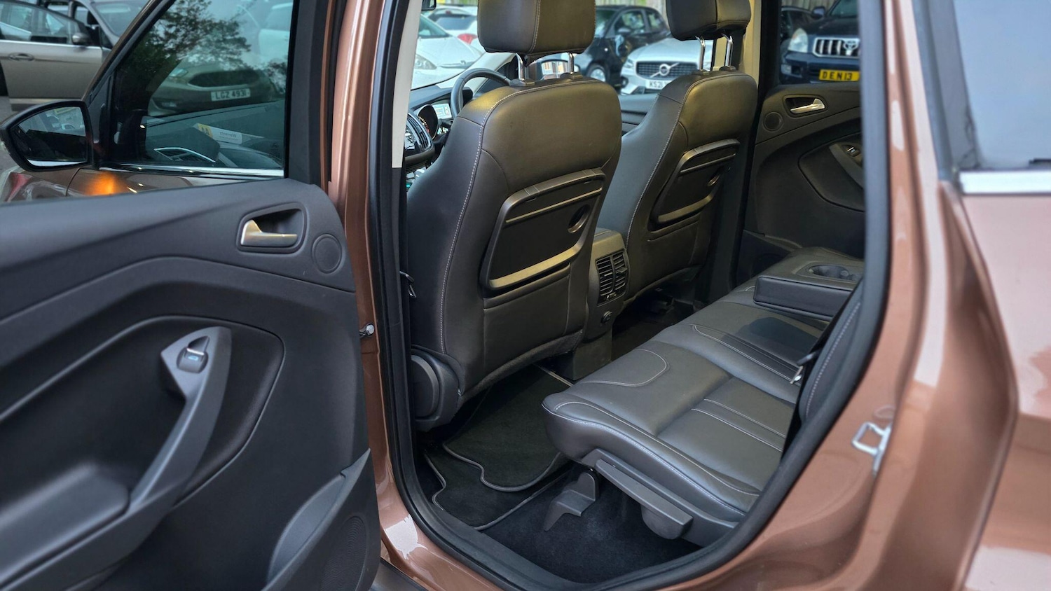 Used Ford Kuga 2014 for sale - 76363041: Photo 12
