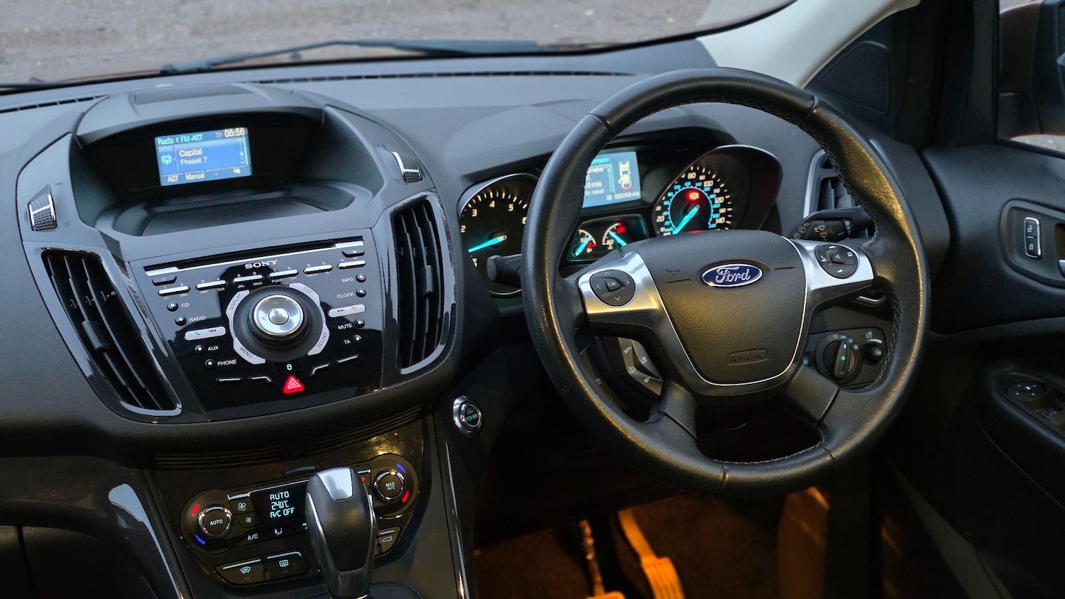 Used Ford Kuga 2014 for sale - 76363041: Photo 32