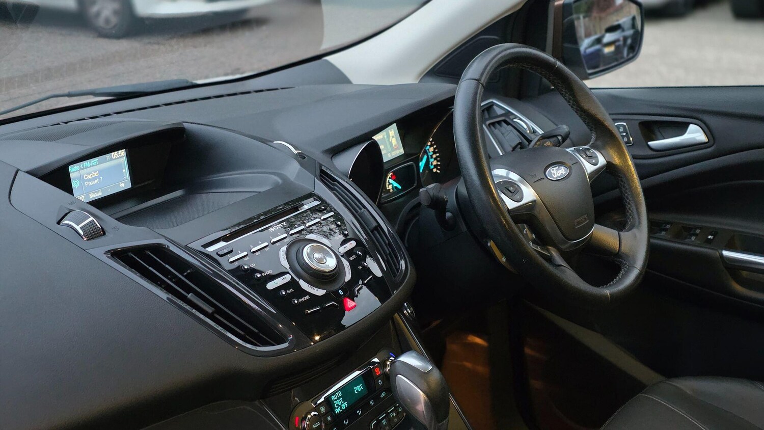 Used Ford Kuga 2014 for sale - 76363041: Photo 39