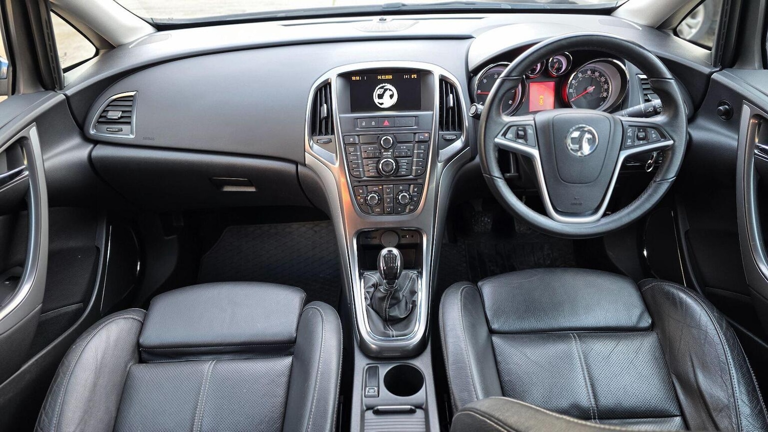 Used Vauxhall Astra 2011 for sale - 77001549: Photo 14