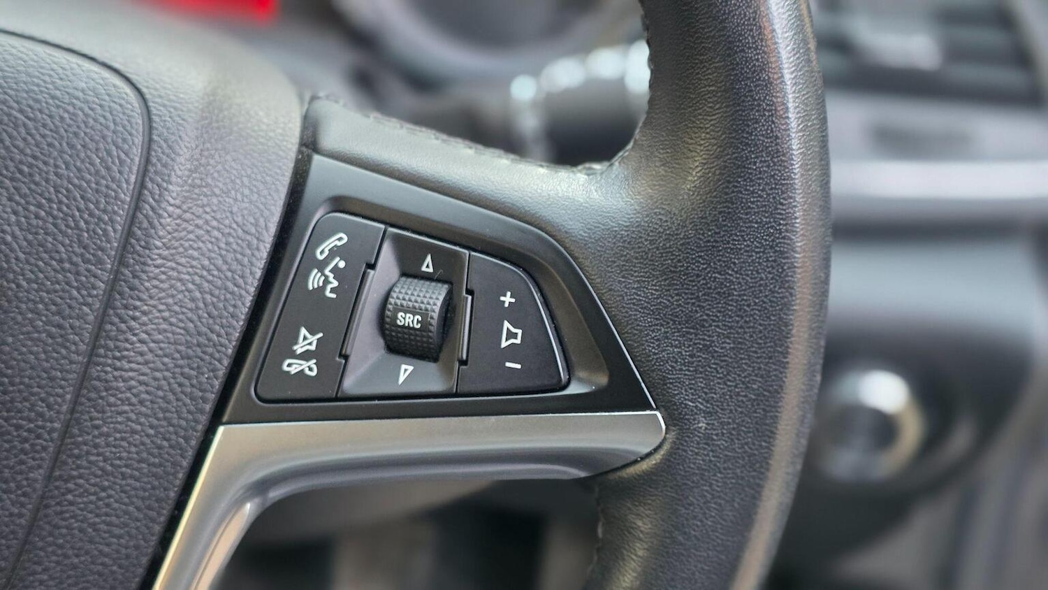 Used Vauxhall Astra 2011 for sale - 77001549: Photo 29