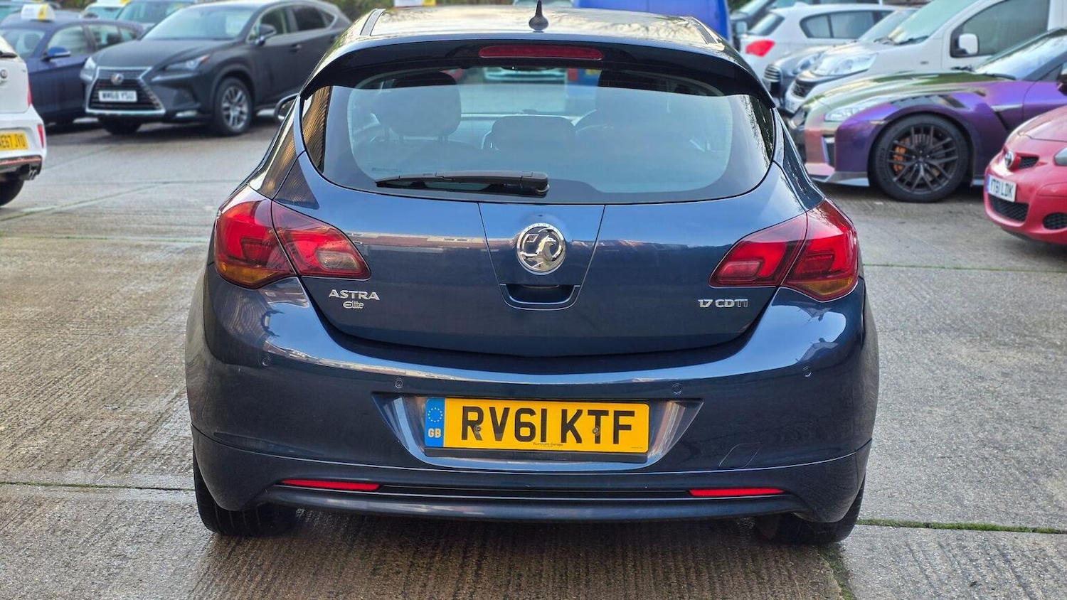 Used Vauxhall Astra 2011 for sale - 77001549: Photo 7