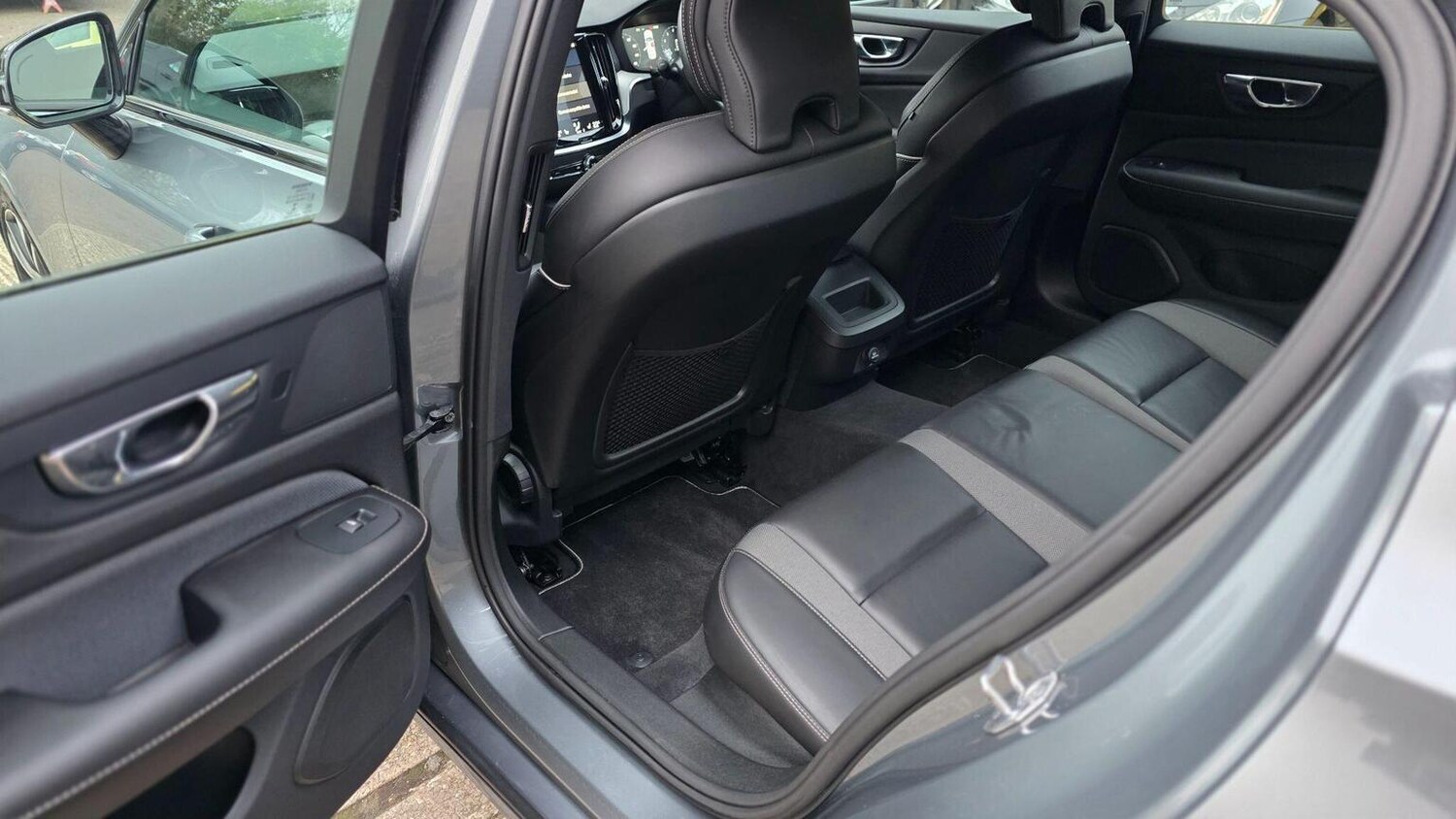 Used Volvo S60 2020 for sale - 77906550: Photo 45