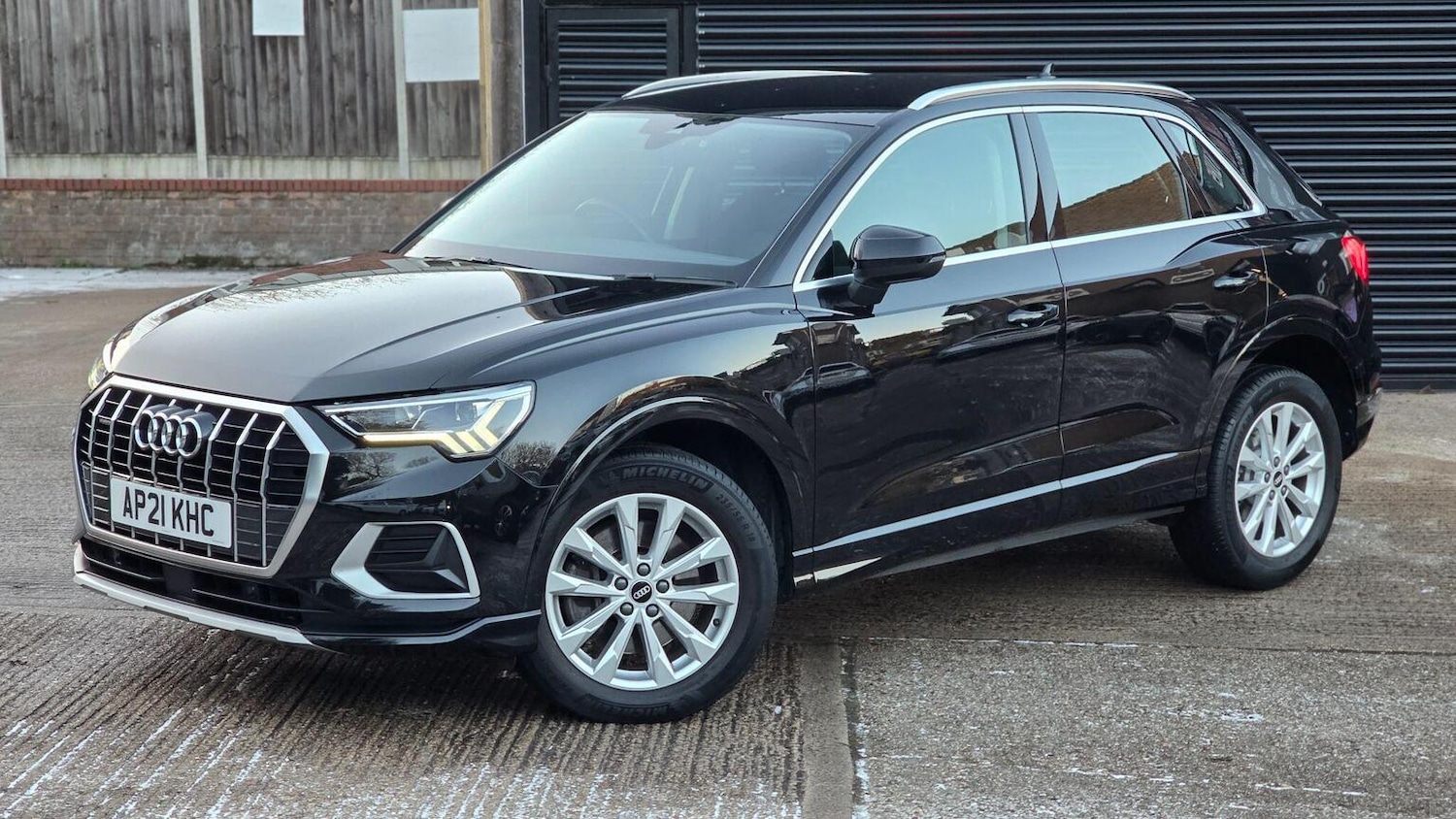 Used Audi Q3 2021 for sale - 77113111: Photo 2