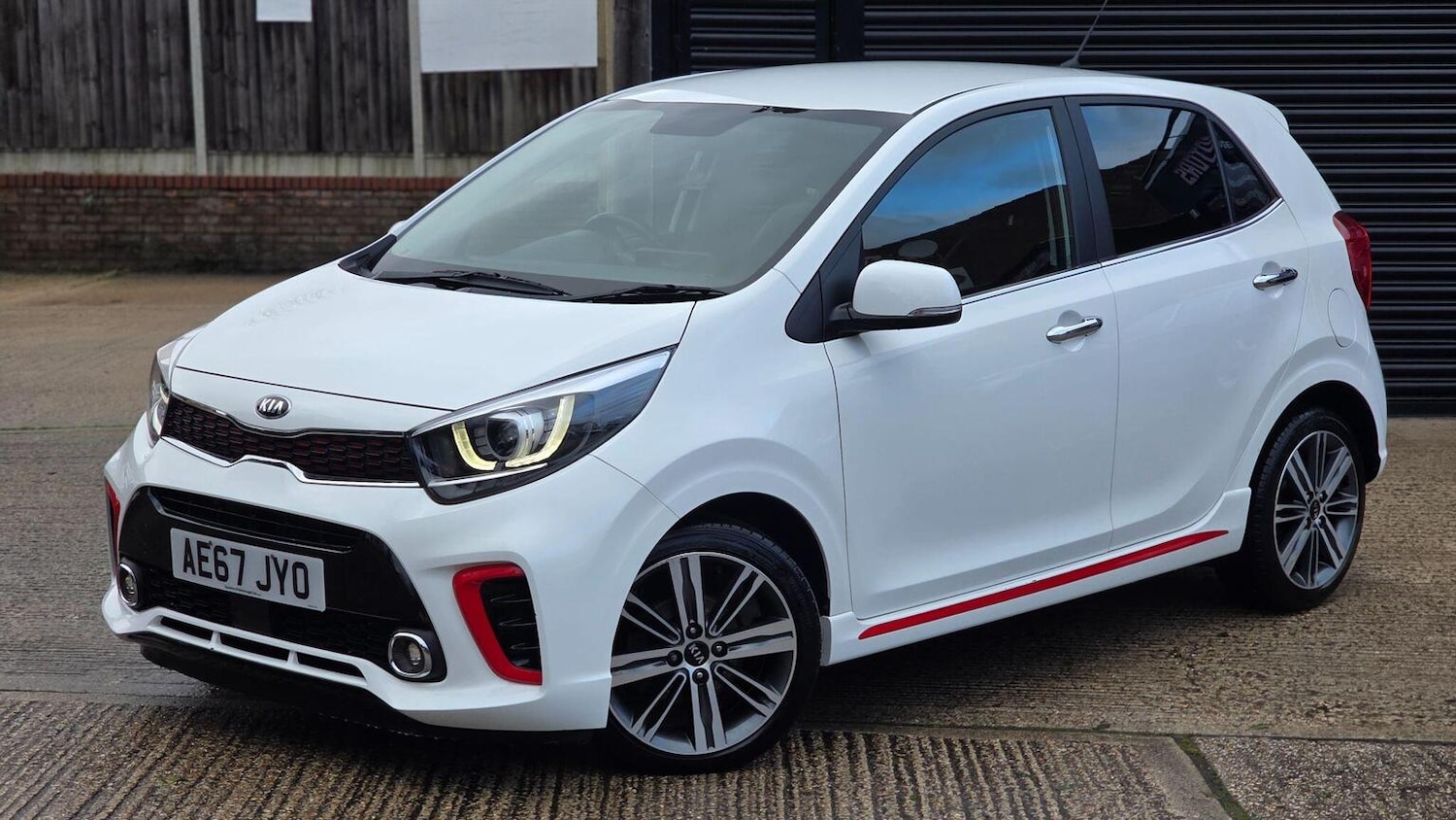 Used Kia Picanto 2023 for sale - 76858894: Photo 2