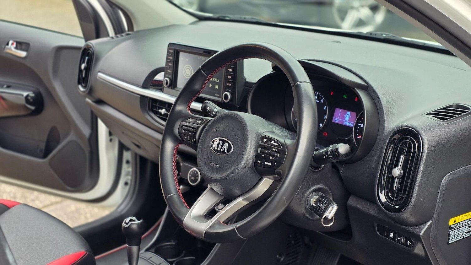 Used Kia Picanto 2023 for sale - 76858894: Photo 27