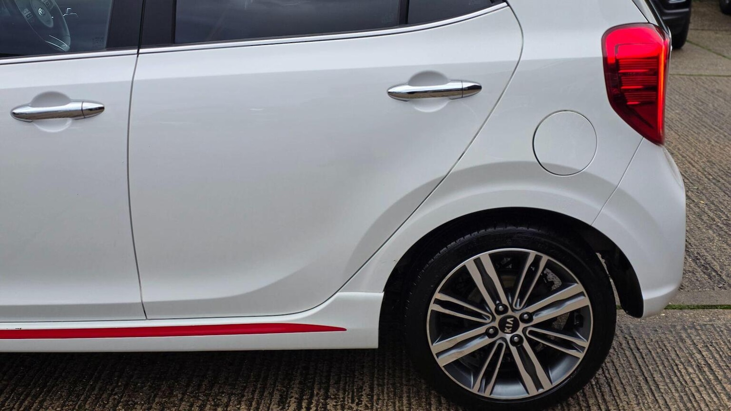 Used Kia Picanto 2023 for sale - 76858894: Photo 39