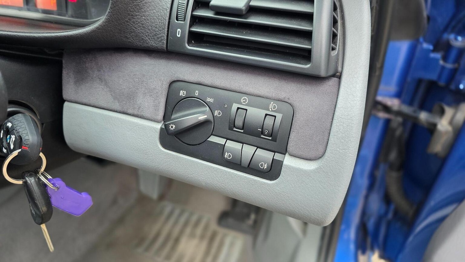 Used BMW 3 Series 2003 for sale - 76793896: Photo 63