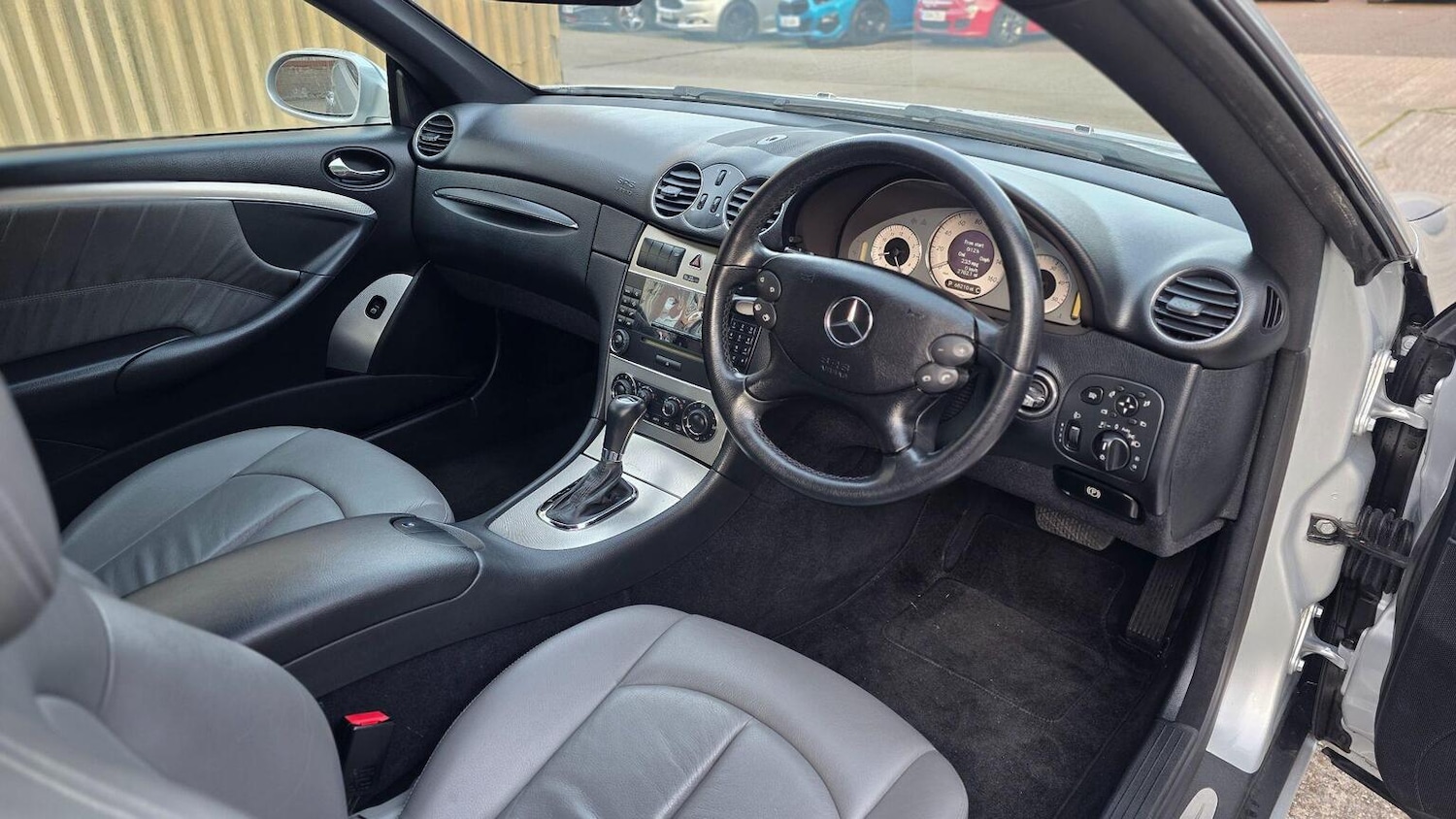 Used Mercedes-Benz CLK 2007 for sale - 78139398: Photo 14