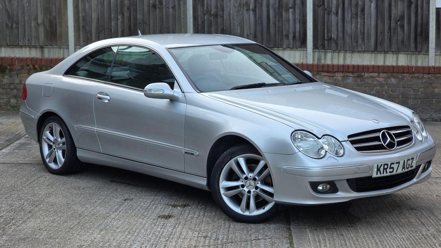 Used Mercedes-Benz CLK 2007 for sale - 78139398: Photo 2