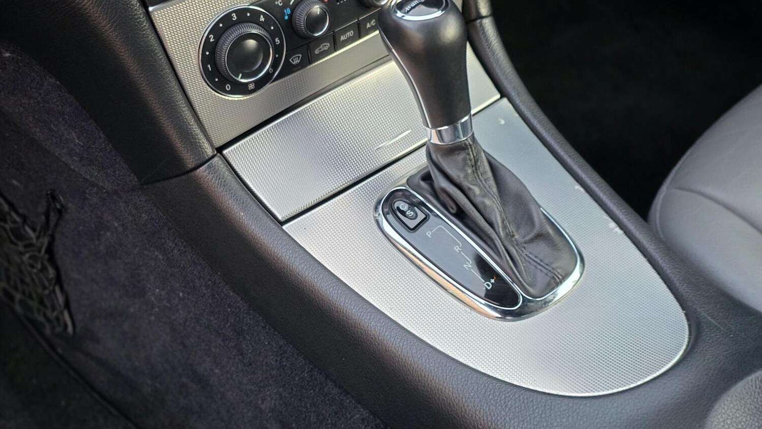 Used Mercedes-Benz CLK 2007 for sale - 78139398: Photo 32