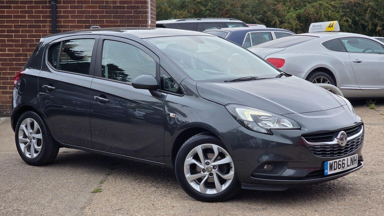 Used Vauxhall Corsa 2017 for sale - 76075982: Photo 1
