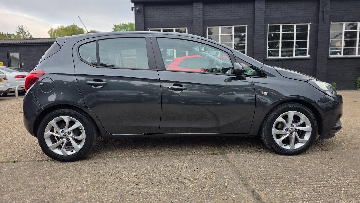 Used Vauxhall Corsa 2017 for sale - 76075982: Photo 28