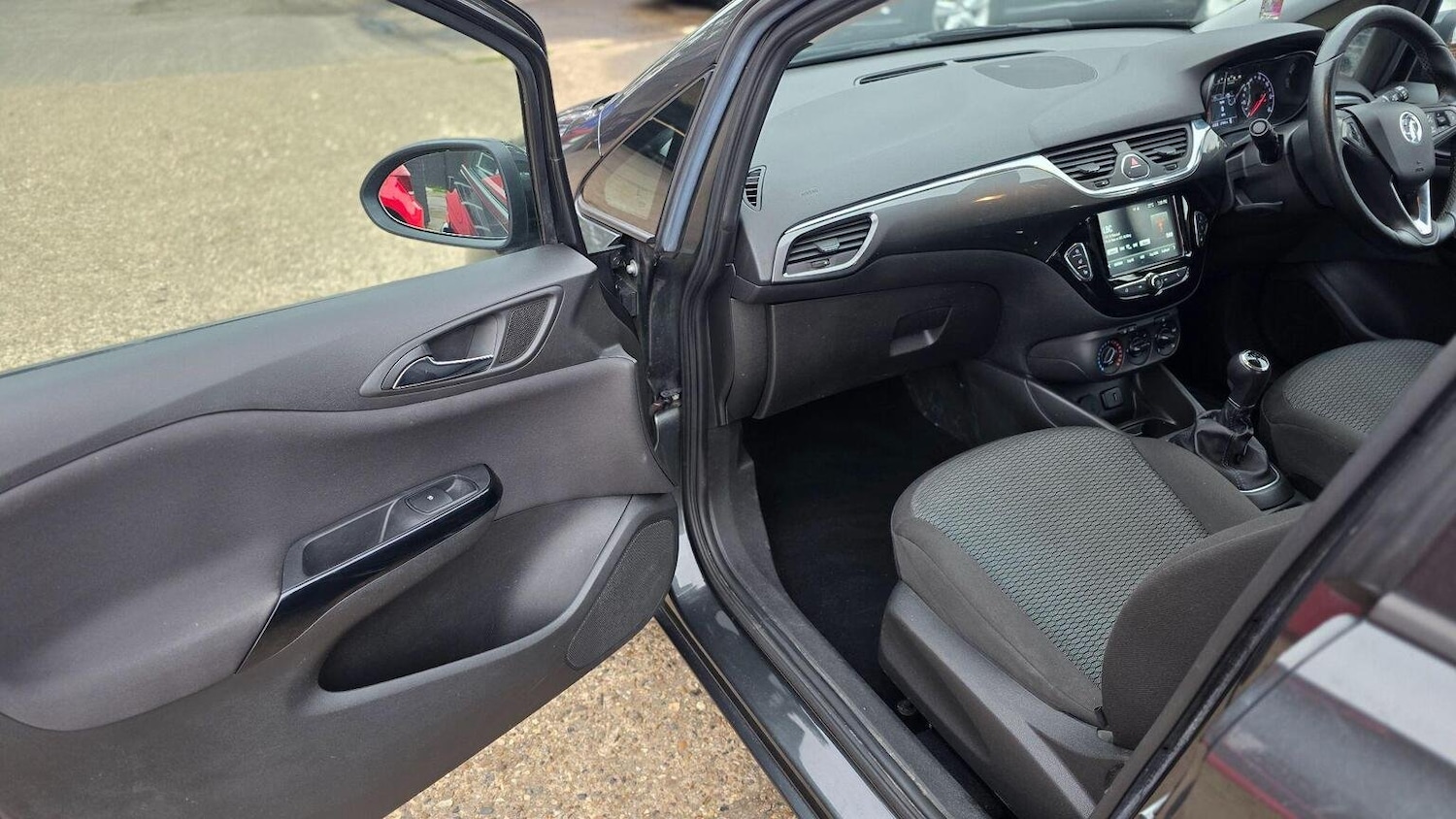 Used Vauxhall Corsa 2017 for sale - 76075982: Photo 47