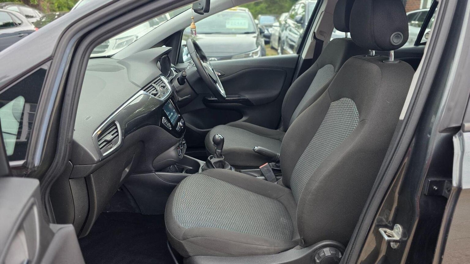 Used Vauxhall Corsa 2017 for sale - 76075982: Photo 71