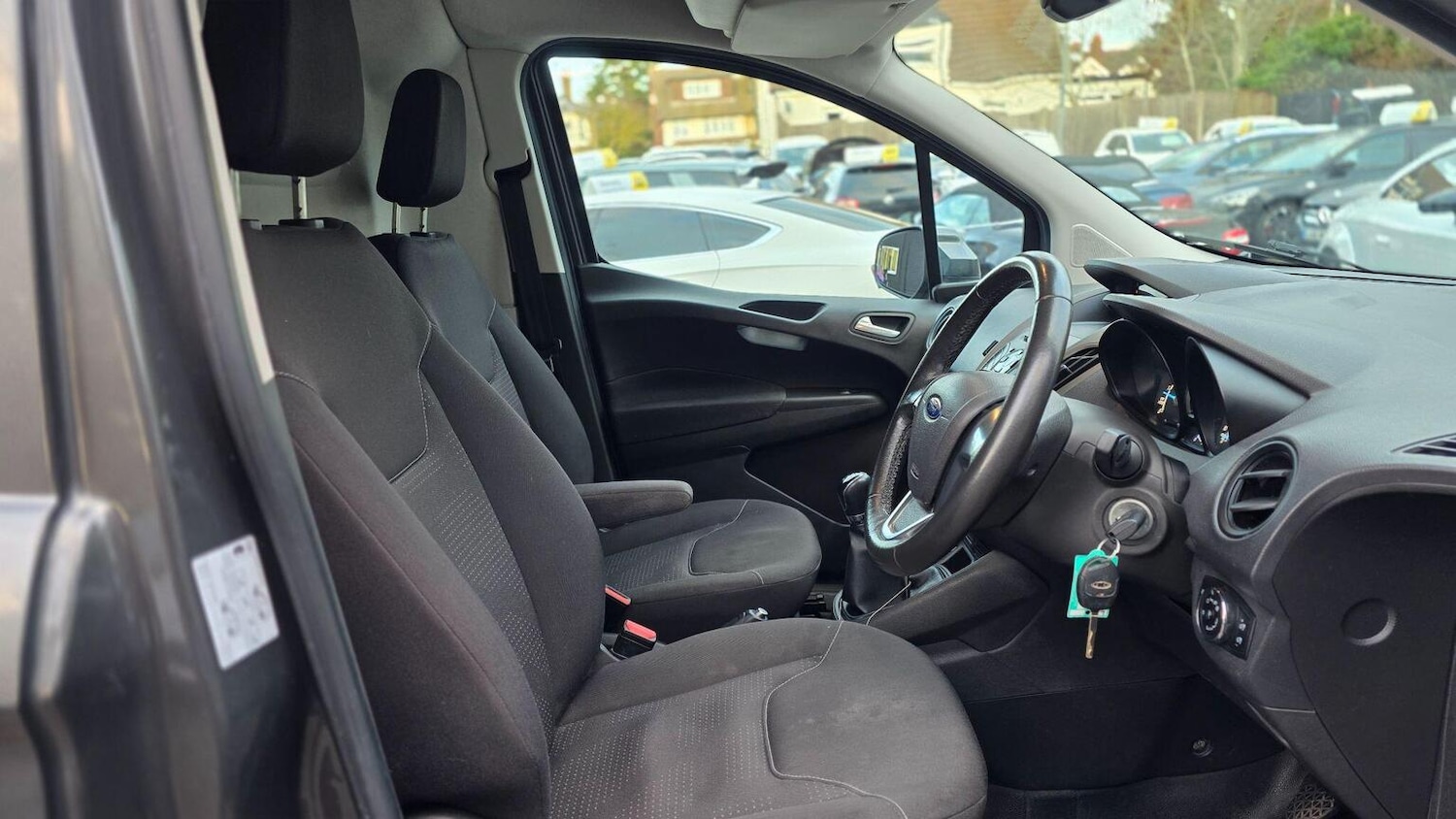 Used Ford Transit Courier 2018 for sale - 77459969: Photo 12